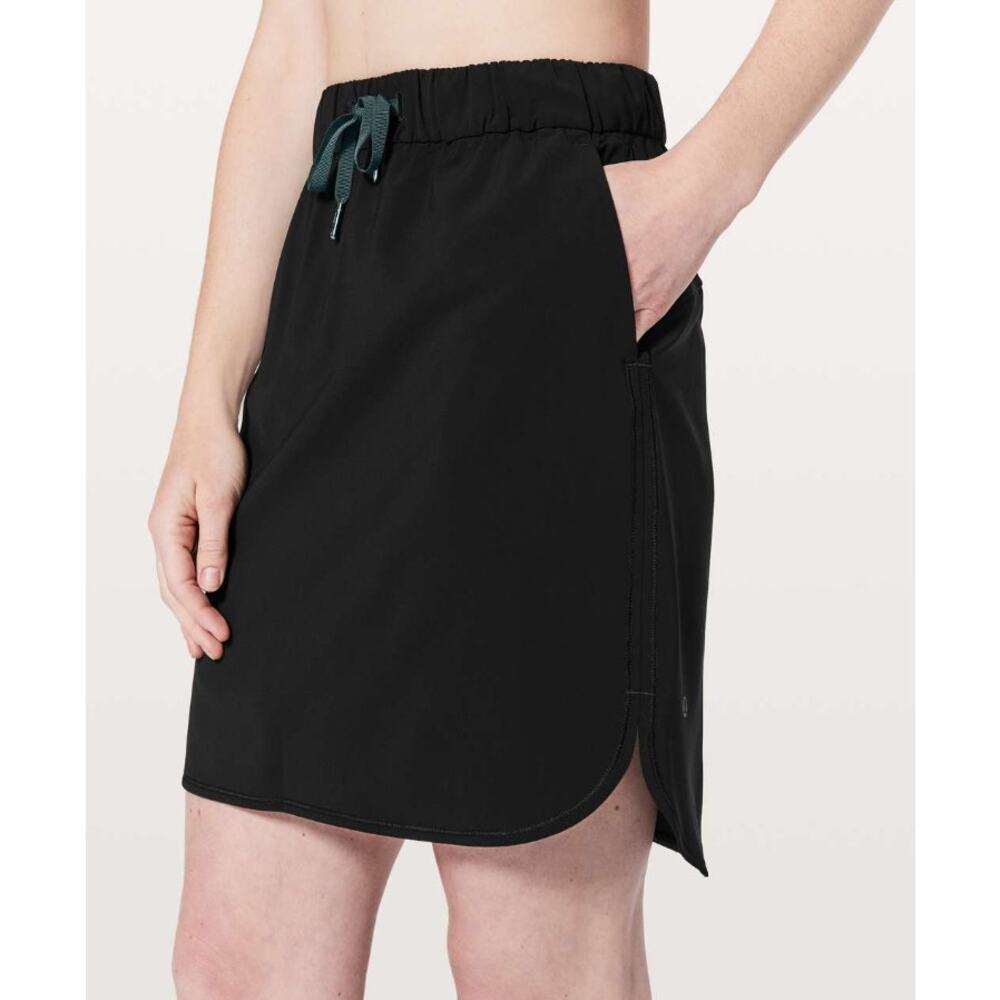 Lululemon On The Fly Skirt 21" Black Size 6 $88 MSRP Tennis Pickleball